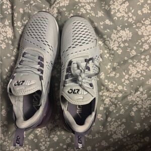 Nike Air Max 270, size 8